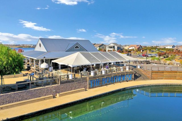 18338 Amador Dr, Lathrop, CA 95330