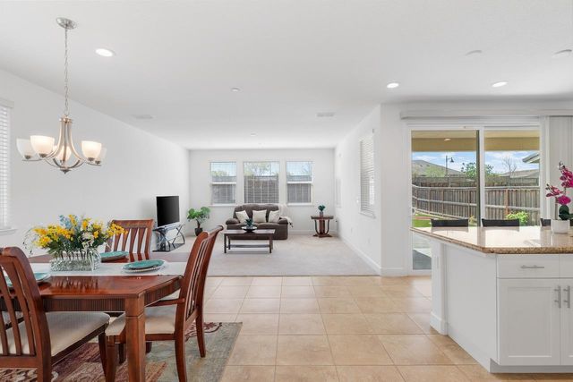 18338 Amador Dr, Lathrop, CA 95330