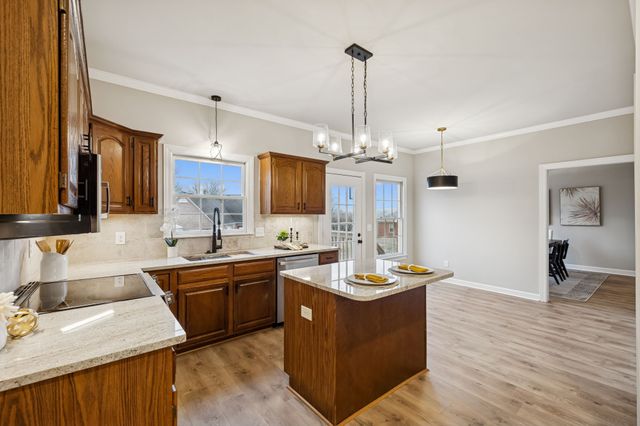 609 Mason Ln, Goodlettsville, TN 37072