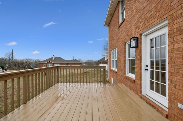 609 Mason Ln, Goodlettsville, TN 37072