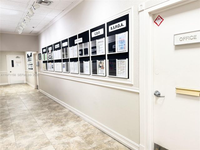 10143 Mangrove Dr 303, Boynton Beach, FL 33437