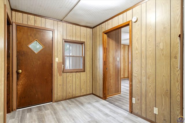 1216 SW Boswell AVE, Topeka, KS 66604