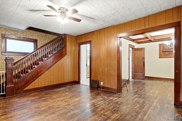 1216 SW Boswell AVE, Topeka, KS 66604