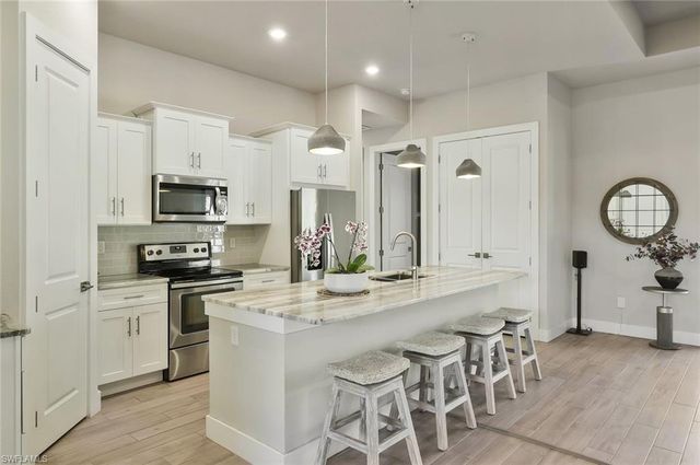 10071 Strike LN, Bonita Springs, FL 34135