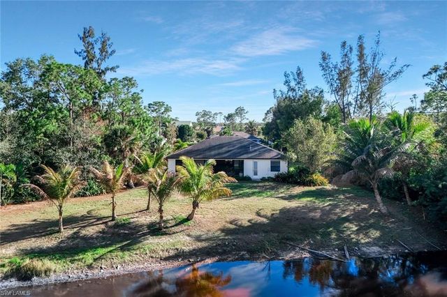 10071 Strike LN, Bonita Springs, FL 34135