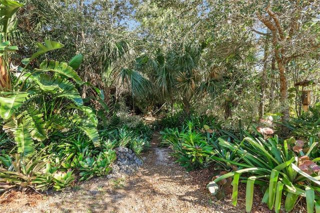 10071 Strike LN, Bonita Springs, FL 34135