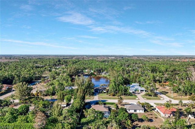 10071 Strike LN, Bonita Springs, FL 34135