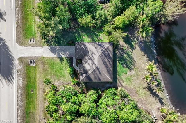 10071 Strike LN, Bonita Springs, FL 34135