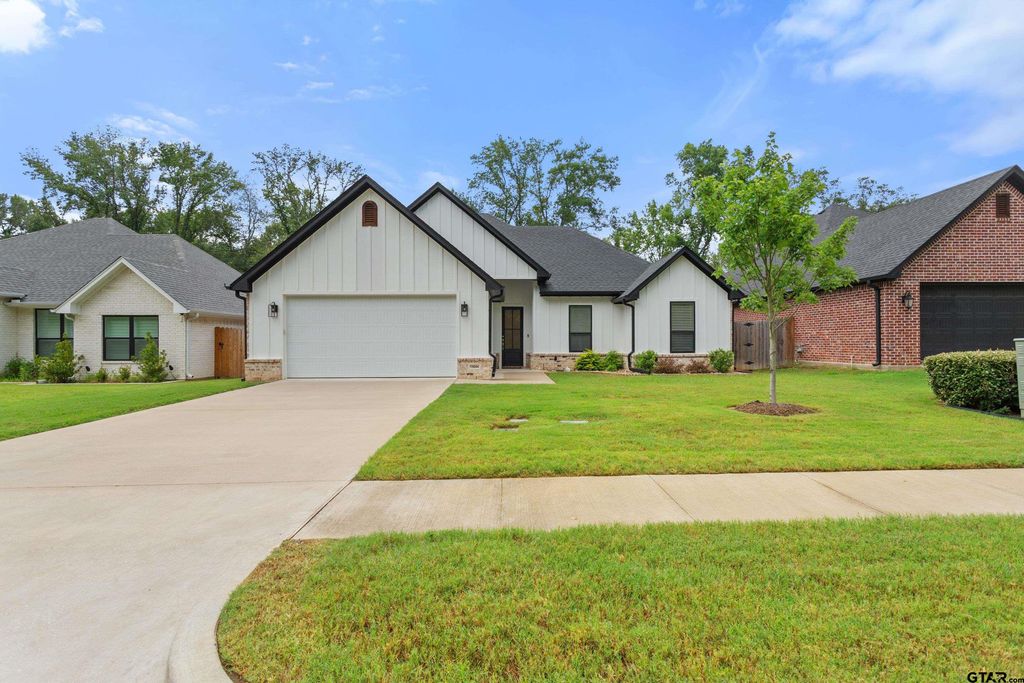 15004 CR 164, Tyler, TX 75703
