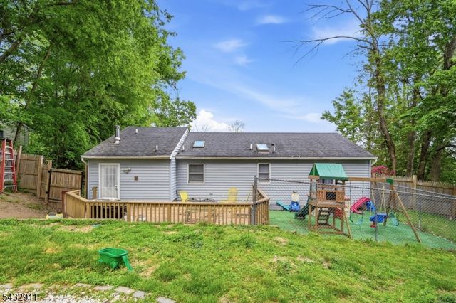 20 Dogwood Rd, Wantage Twp., NJ 07461