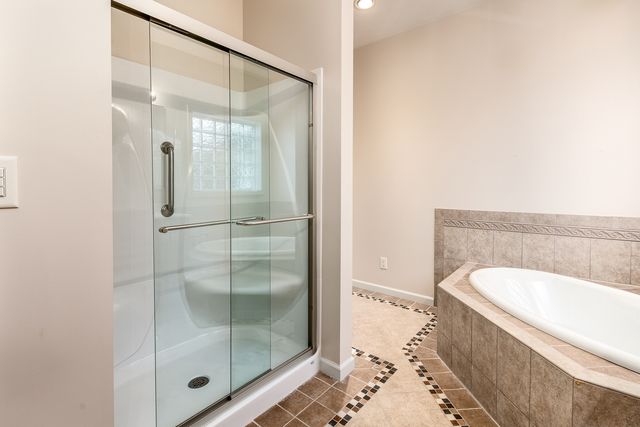 8511 Knox Road, West Frankfort, IL 62896