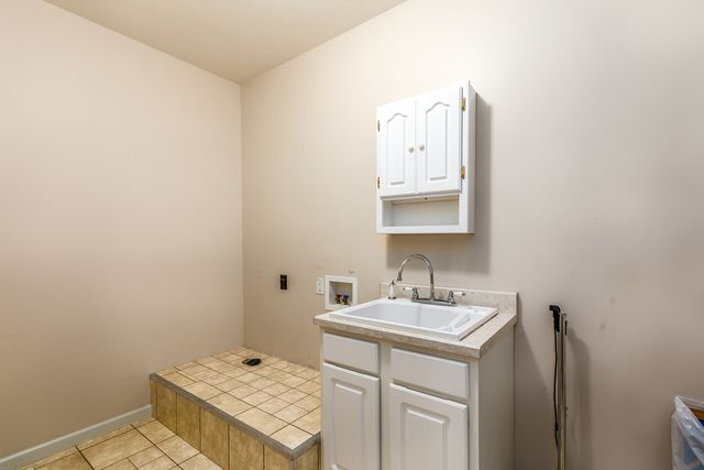 8511 Knox Road, West Frankfort, IL 62896