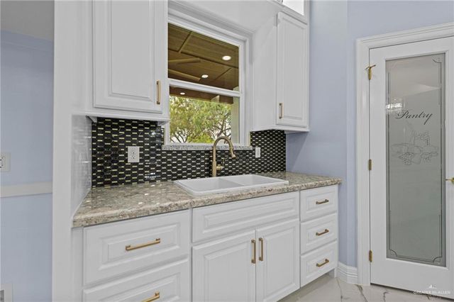 2219 Kirk Avenue, Mission, TX 78572