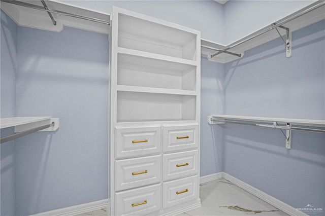 2219 Kirk Avenue, Mission, TX 78572