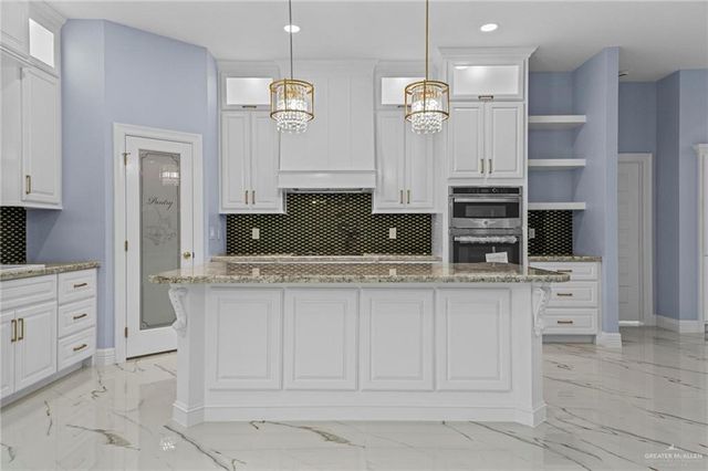 2219 Kirk Avenue, Mission, TX 78572