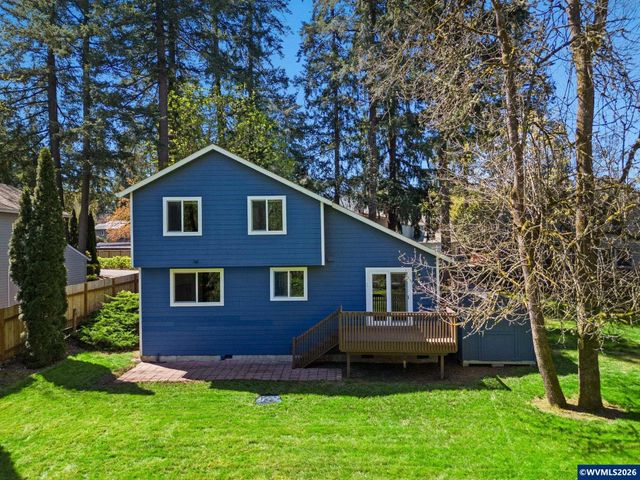 5189 Rosewood St, Lake Oswego, OR 97035