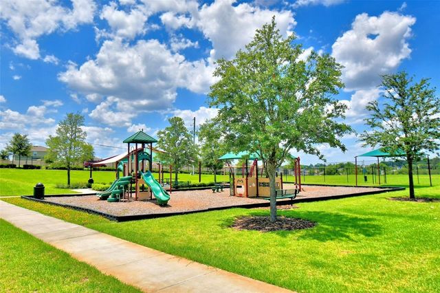 207 SANDESTIN DRIVE, Haines City, FL 33844