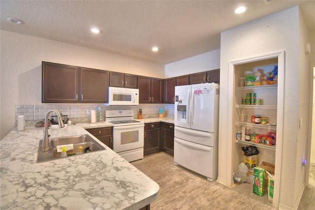 207 SANDESTIN DRIVE, Haines City, FL 33844