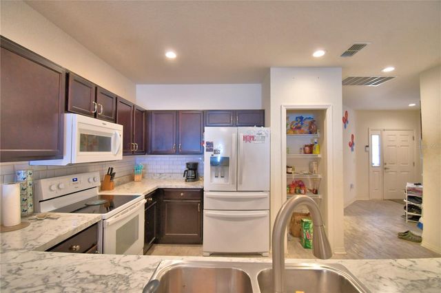 207 SANDESTIN DRIVE, Haines City, FL 33844