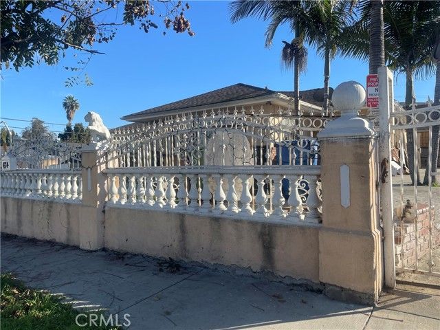 674 E 115th, Los Angeles, CA 90059