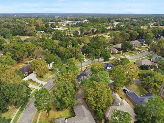 9340 Aspen Circle, Daphne, AL 36527