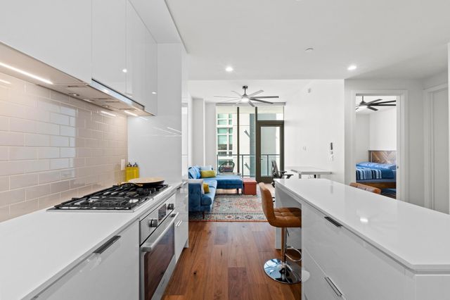 44 East Ave 1602, Austin, TX 78701