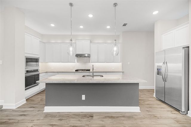 15611 Rising Wren Court, Conroe, TX 77302