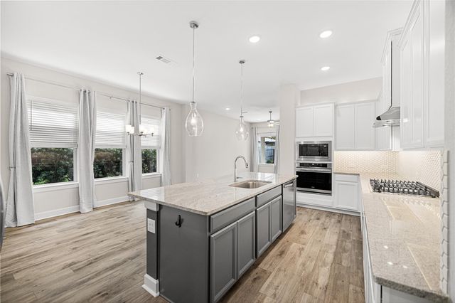 15611 Rising Wren Court, Conroe, TX 77302