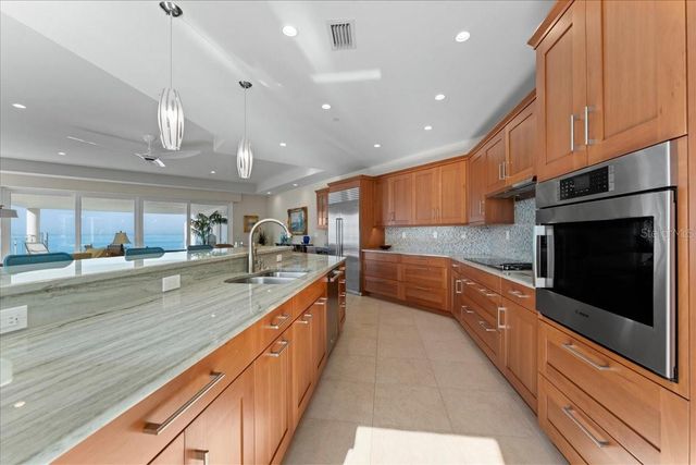 2708 N BEACH ROAD 2, Englewood, FL 34223