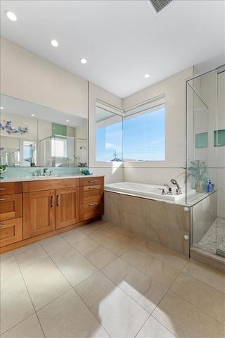 2708 N BEACH ROAD 2, Englewood, FL 34223