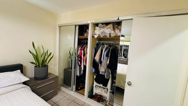6710 Forest Court, West Palm Beach, FL 33405
