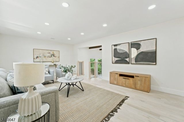 55 Green Hill Rd, Springfield Twp., NJ 07081