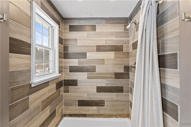 9821 State Route 365 Highway, Trenton, NY 13354