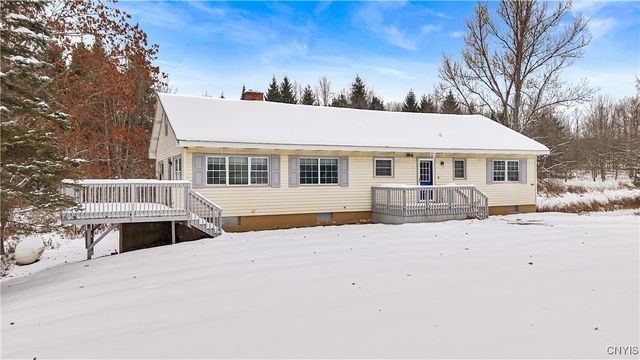 9821 State Route 365 Highway, Trenton, NY 13354