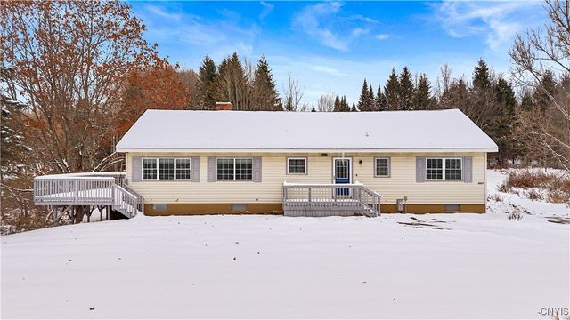 9821 State Route 365 Highway, Trenton, NY 13354