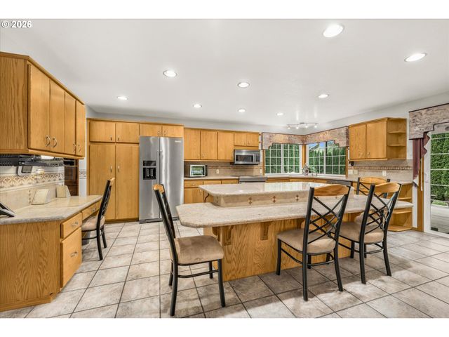 14219 Nw 8TH Ave, Vancouver, WA 98685