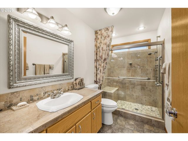 14219 Nw 8TH Ave, Vancouver, WA 98685