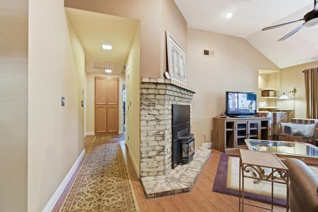 11745 Del Paso Ct, Auburn, CA 95602