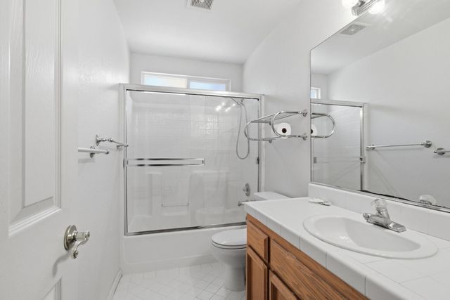 11745 Del Paso Ct, Auburn, CA 95602