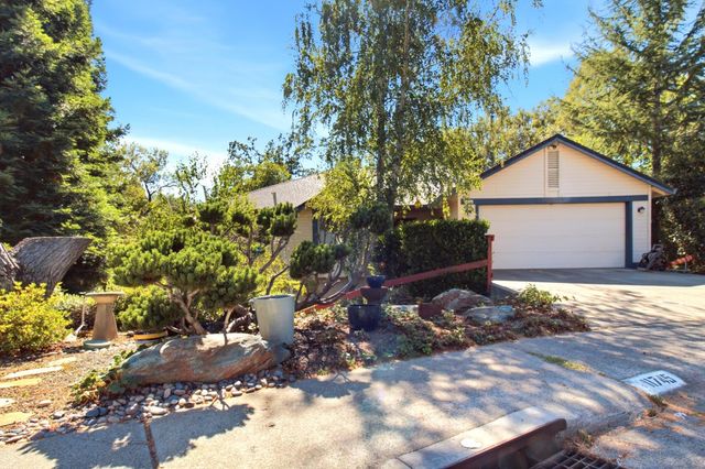 11745 Del Paso Ct, Auburn, CA 95602