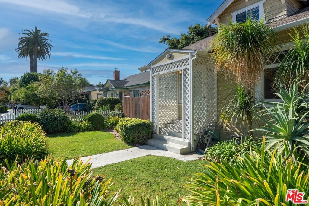 2421 Glyndon Avenue, Venice, CA 90291 — exterior