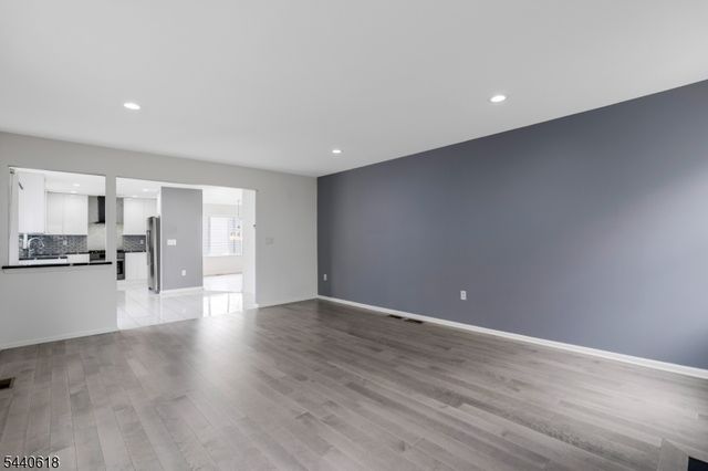 450 Vanderveer Rd, Bridgewater Twp., NJ 08807