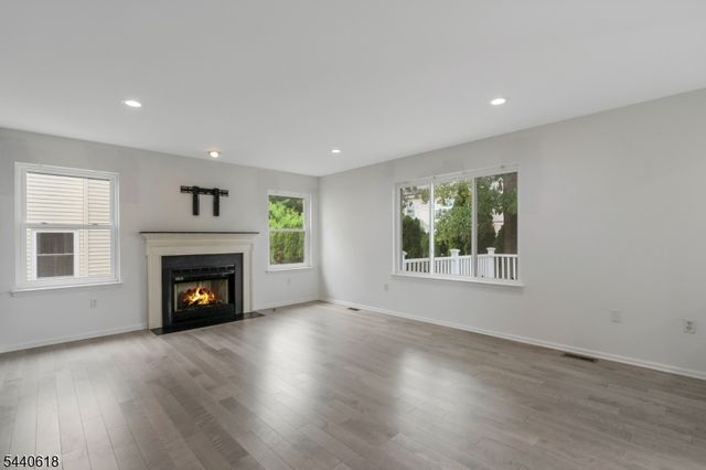 450 Vanderveer Rd, Bridgewater Twp., NJ 08807