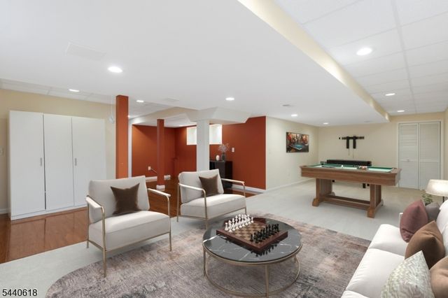 450 Vanderveer Rd, Bridgewater Twp., NJ 08807