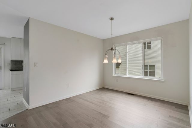 450 Vanderveer Rd, Bridgewater Twp., NJ 08807