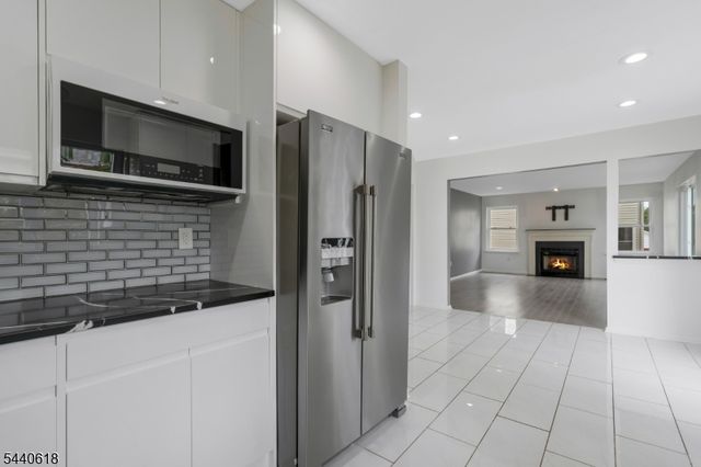 450 Vanderveer Rd, Bridgewater Twp., NJ 08807