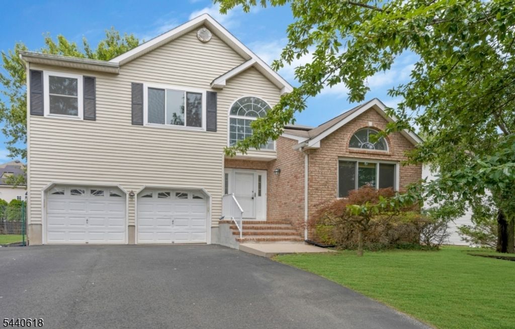 450 Vanderveer Rd, Bridgewater Twp., NJ 08807