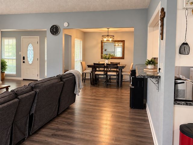 3001 S Murco Drive, Mineral Wells, TX 76067