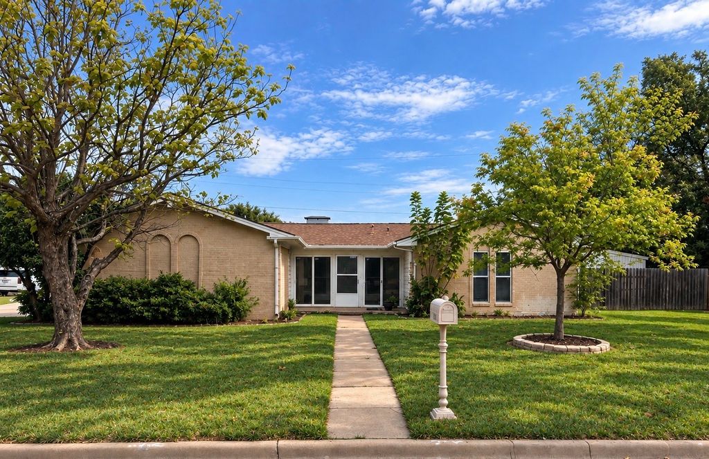 3001 S Murco Drive, Mineral Wells, TX 76067