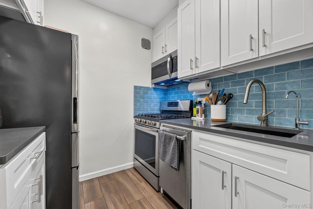 110-45 71st Road 7E, Forest Hills, NY 11375